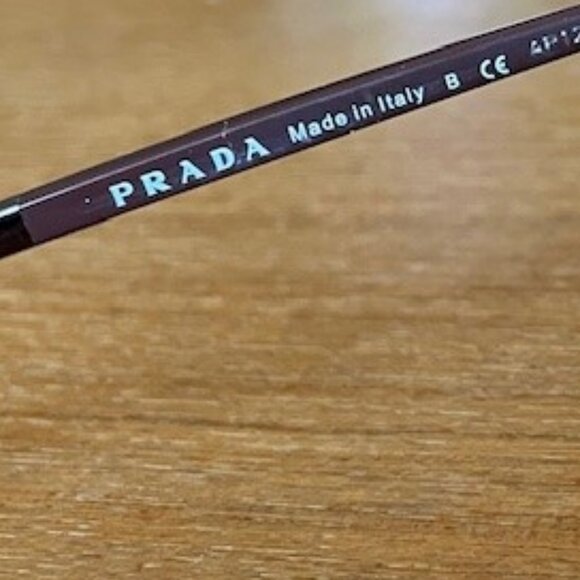 PRADA EYEGLASSES FRAMES  VPR 17G 52[]16 7O1-1O1 135 + PRADA CASE Barely Used - Picture 10 of 16